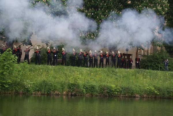 Bürgerwache Infanterie Salutschiessen