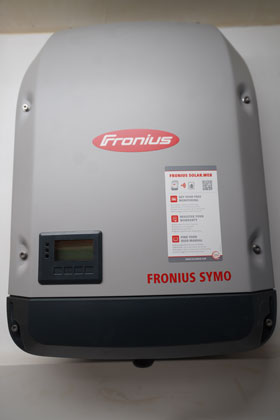 FRONIUS SYMO 3ph Wechselrichter